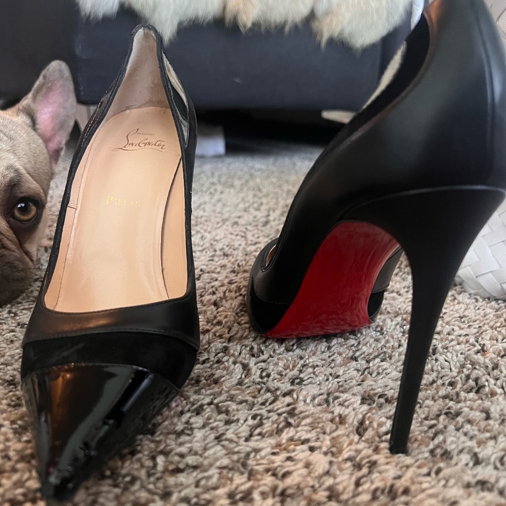 Christian Louboutin Women's Heels (Size 40, Black Leather) With Dust Bags